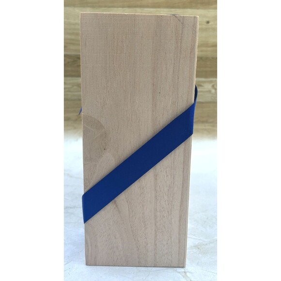 Michel Design Works Magnolia Gift Set Soap, Lotion & Candle in Wooden Box New! - Picture 2 of 10